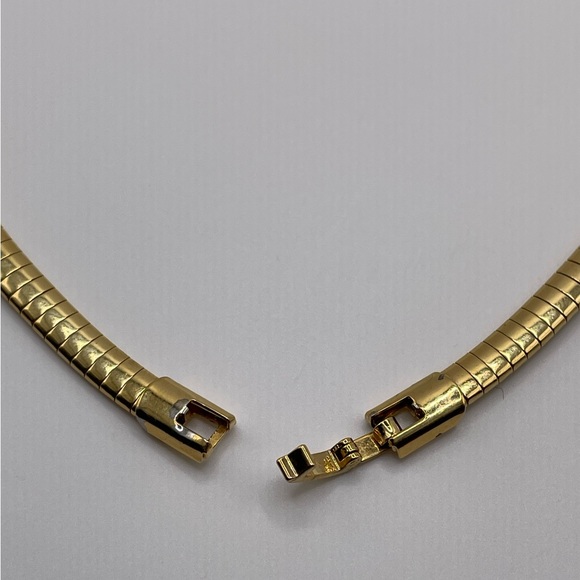 Vintage Gold Tone Women’s Necklace | Choker | Snake Chain - Picture 5 of 8